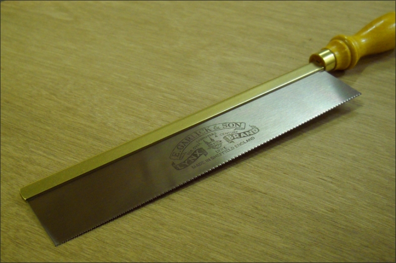 Illeszt�f�r�sz.