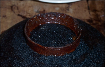 A frissen felragasztott l�bazat.