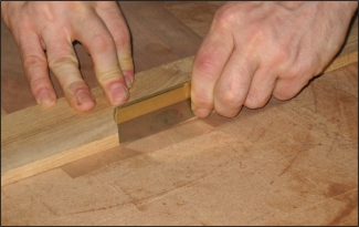 Berak�f�r�sz munka k�zben.