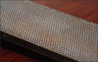 Kett�s reszel�v�gat� szersz�m fogai.