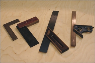 Ac�lder�ksz�g, asztalosder�ksz�g, r�zsm�rt�k, egyes�tett der�ksz�g.